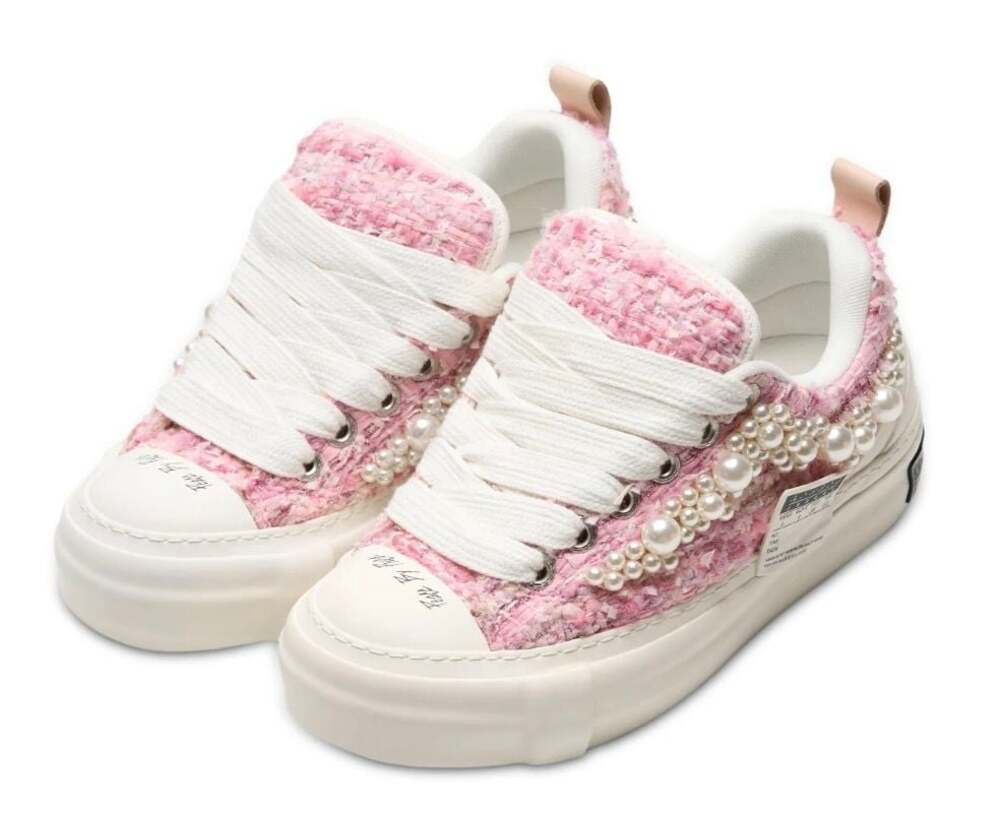 xVESSEL Nougat Pearly Tweed Pink Low-Top Sneakers men’s 7 and women’s 9